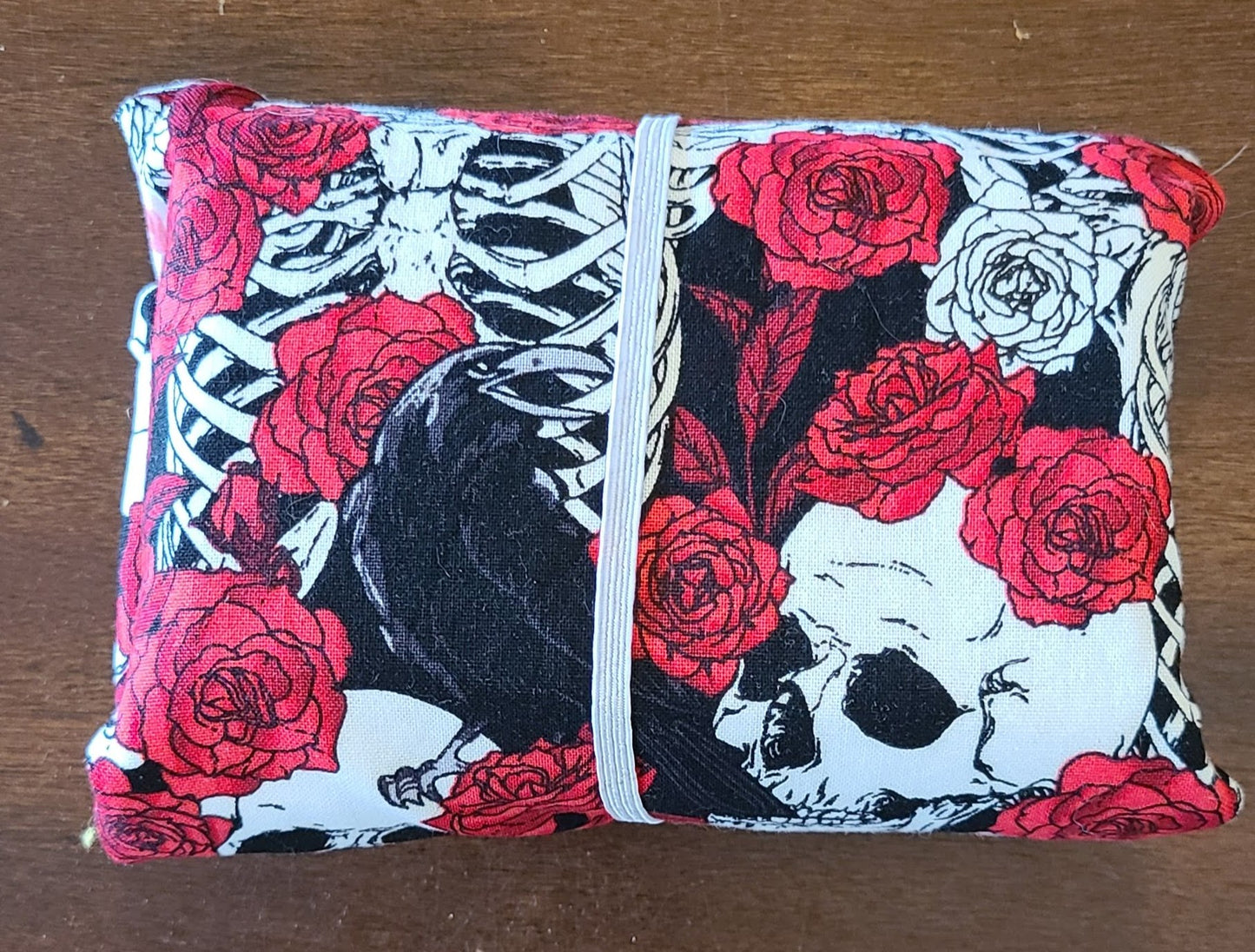 Skeletons N Roses Tarot Wrap / Mat