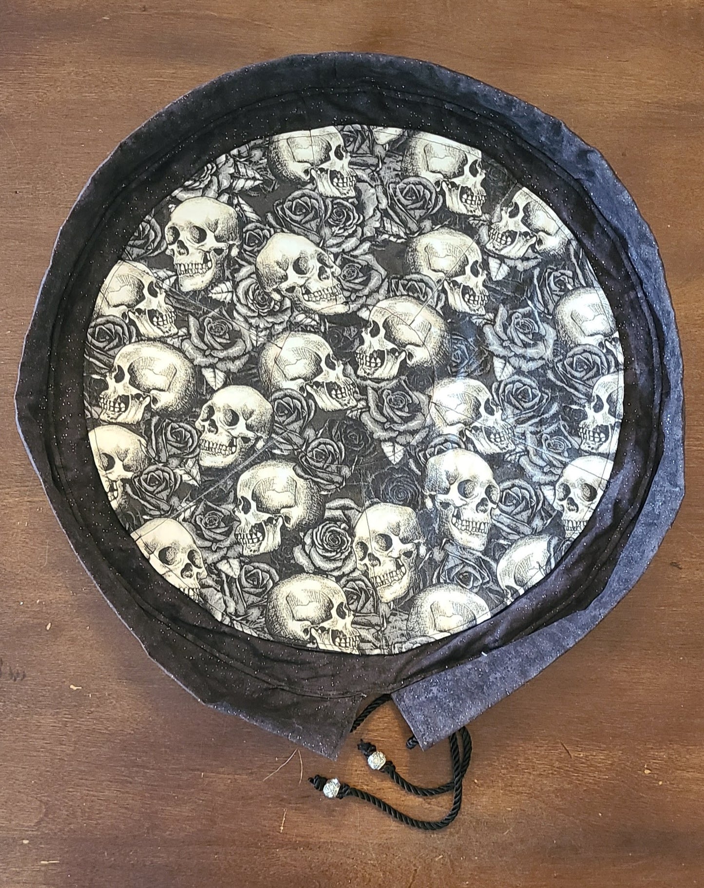 Skulls and Roses Medium Bag of Holding